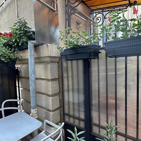 Casa De Povesti - Calea Victoriei Apartment บูคาเรสต์ ภายนอก รูปภาพ